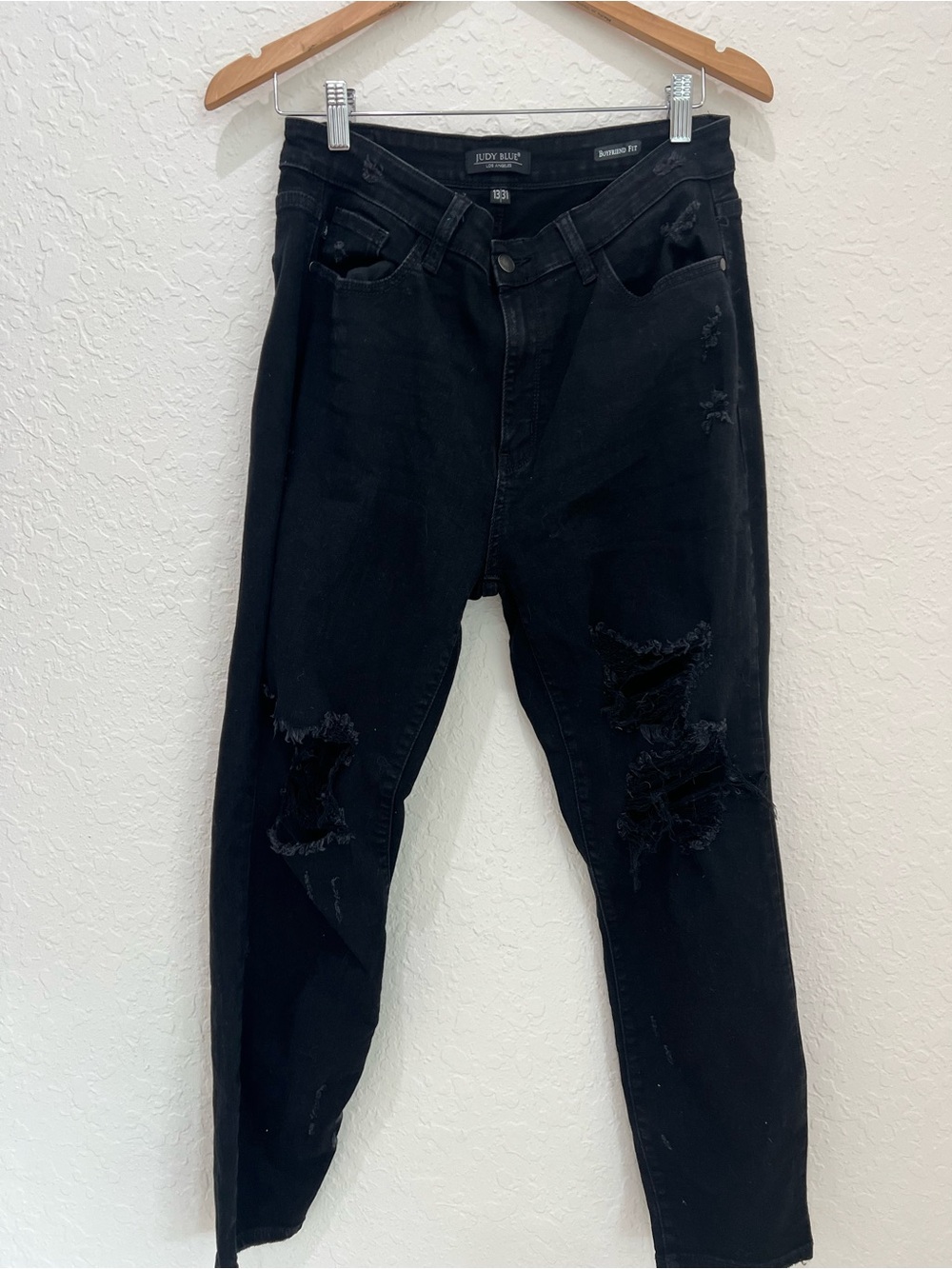 Judy Blue 31 x approximate 28 in length